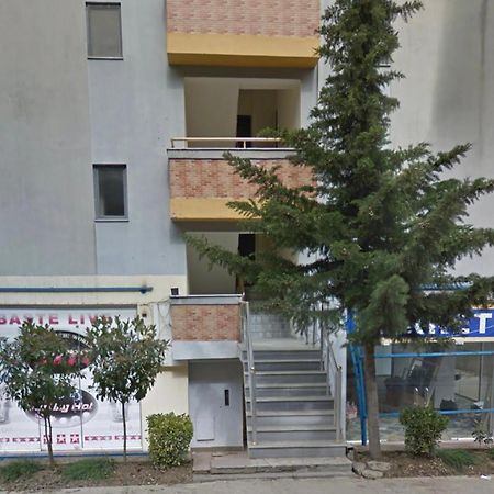 Cheap Studios , 10 Meters From Beach Golem  Exterior foto